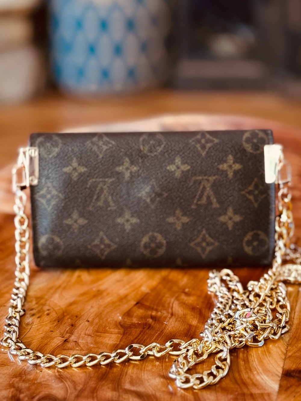 Louis Vuitton international trifold wallet vintage converted Crossbody - Picture 4 of 17